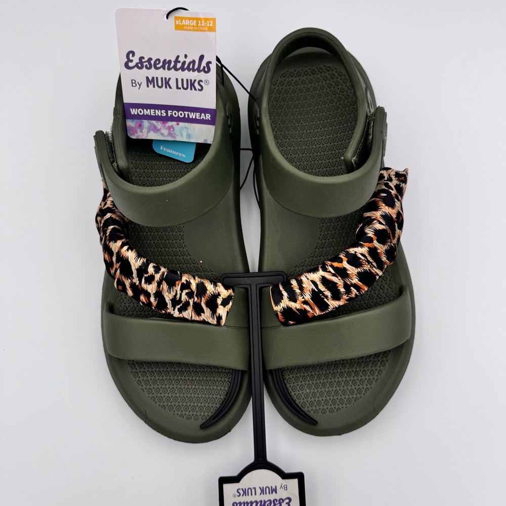 New with Tags (NWT) Essentials by MUK LUKS Surf Girl Sandals size XL 11-12 - Picture 2 of 6